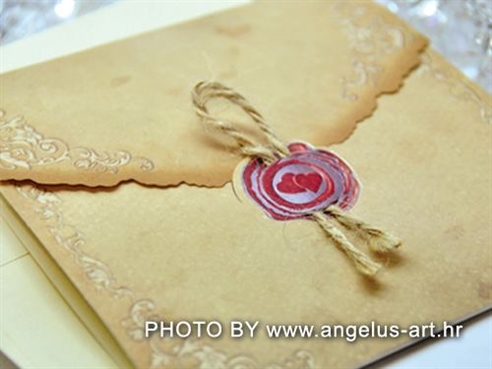 natural pozivnica za vjenčanje staro pismo s pečatom i spaljenim rubom