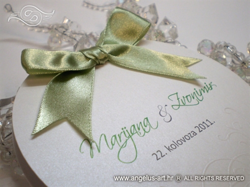 pozivnica za vjenčanje okrugla sa zelenom mašnom