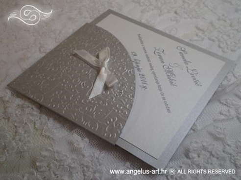 srebrna pozivnica za vjenčanje u obliku dijamanta